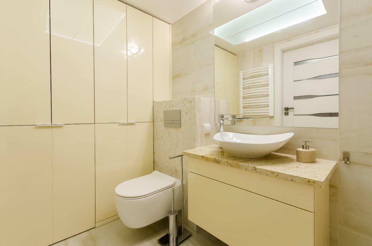 Central Penthouse With Terrace 克拉科夫 外观 照片